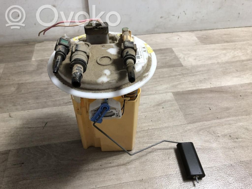 Citroen C4 II Pompa carburante immersa