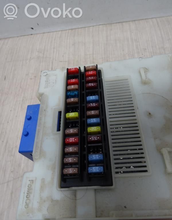Juego de caja de fusibles