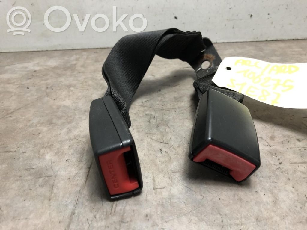 BMW 1 E81 E87 Aizmugurējās jostas sprādze 