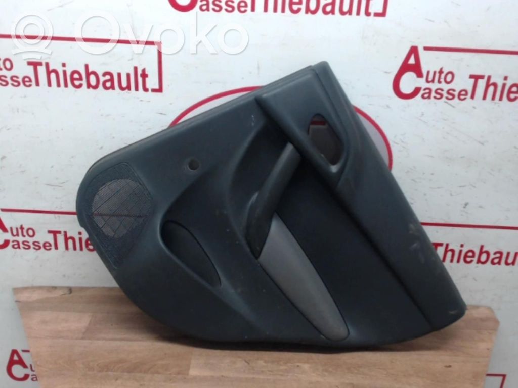 Citroen C3 Aizmugurē apdare 
