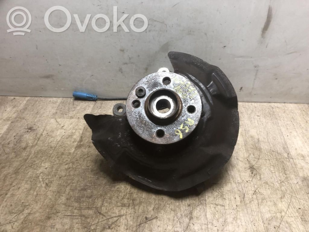 Achsschenkel vorne   31216779795,31216779795