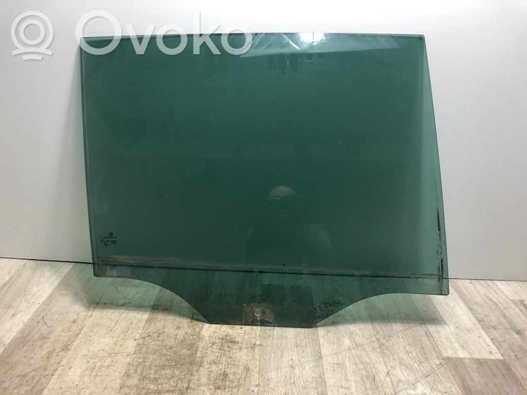 Volkswagen Tiguan Vetro del finestrino della portiera posteriore