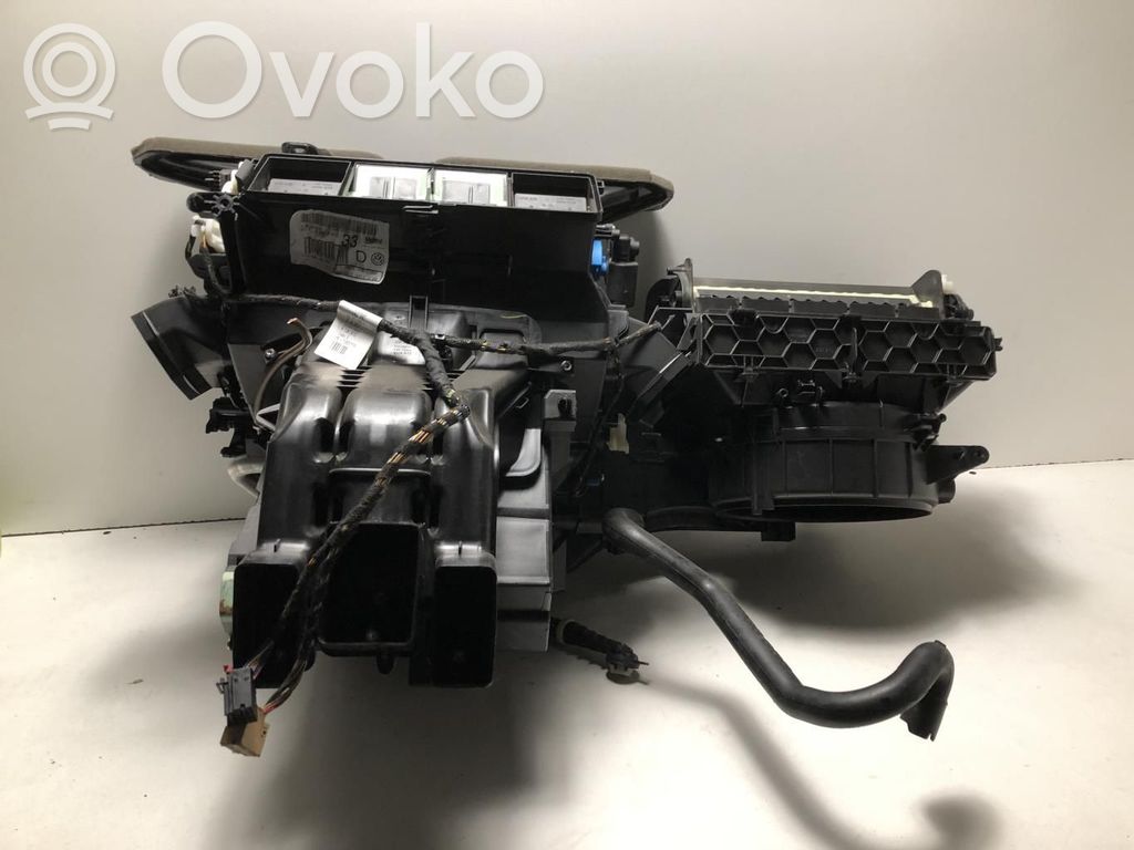 Volkswagen Golf VII Obudowa nagrzewnicy 