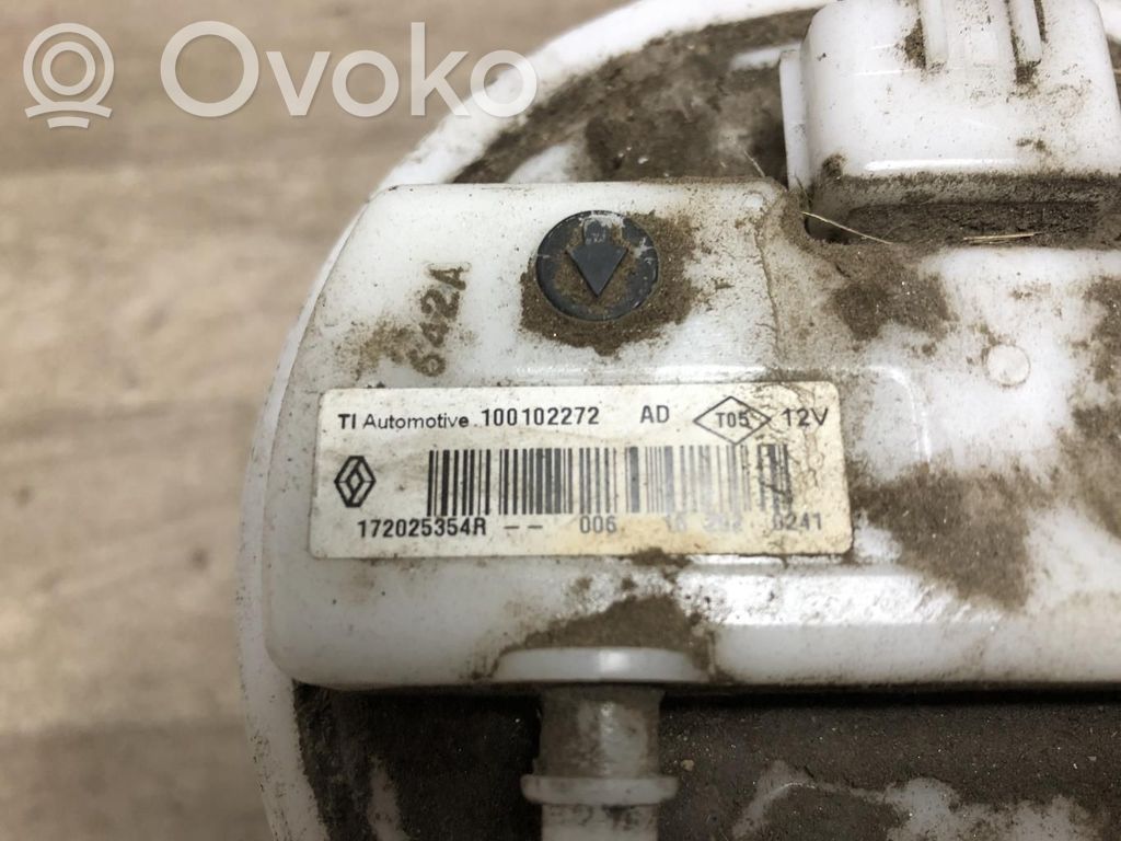 Bomba interna de combustible   172025354R,172025354R