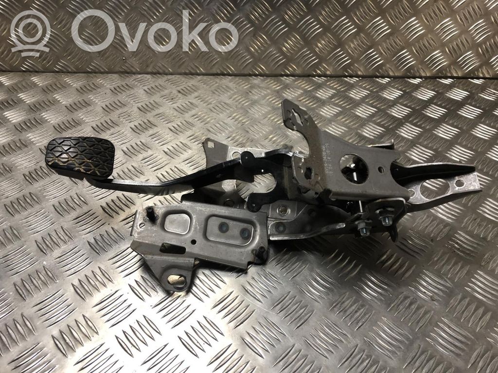 Ford Transit Courier Stabdžių pedalas 