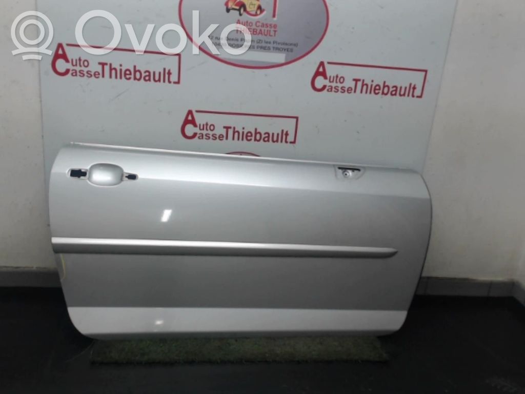 Peugeot 407 Priekinės durys 