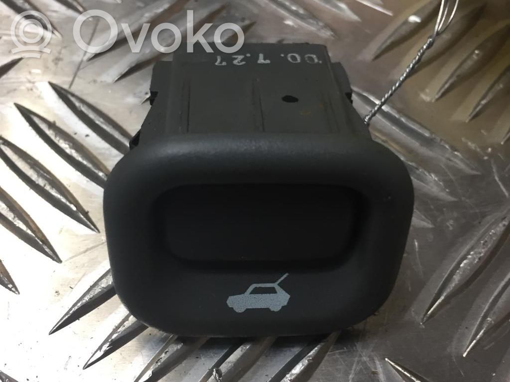 Honda CR-V Tailgate trunk handle 
