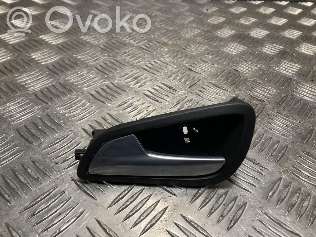 Ford Focus Rear door interior handle 