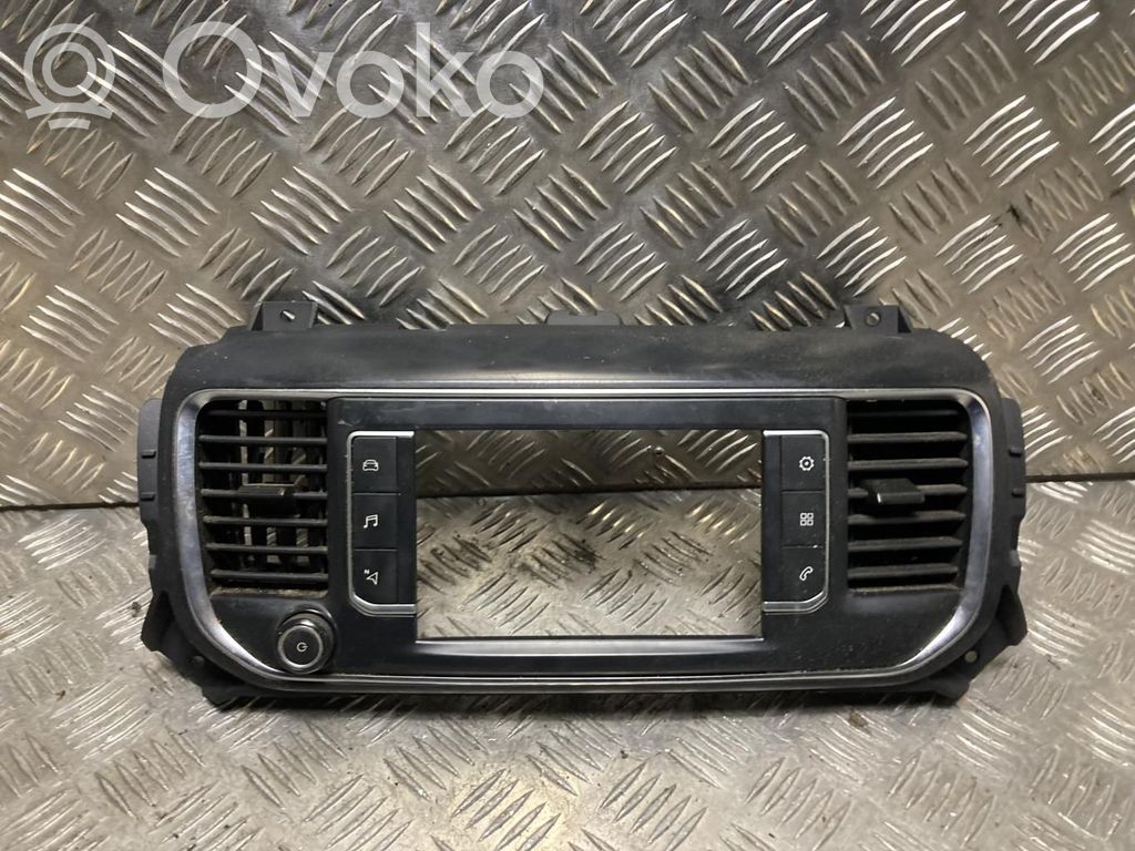 Peugeot Expert Dashboard center trim panel 