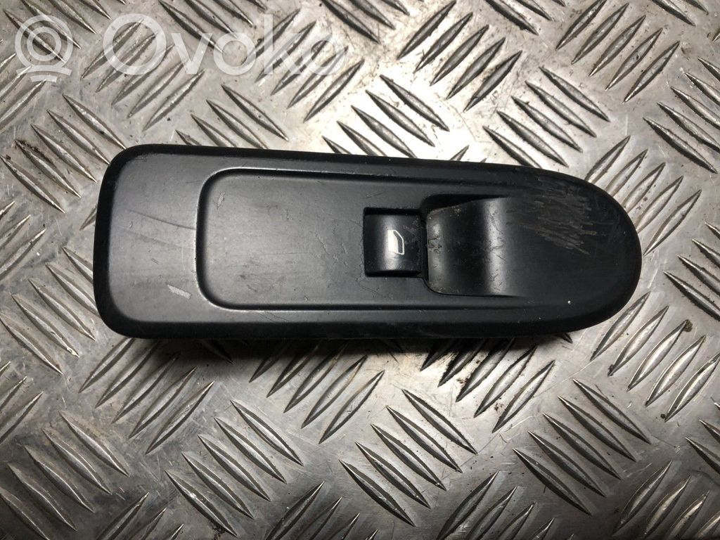 Electric window control switch   649029,649029