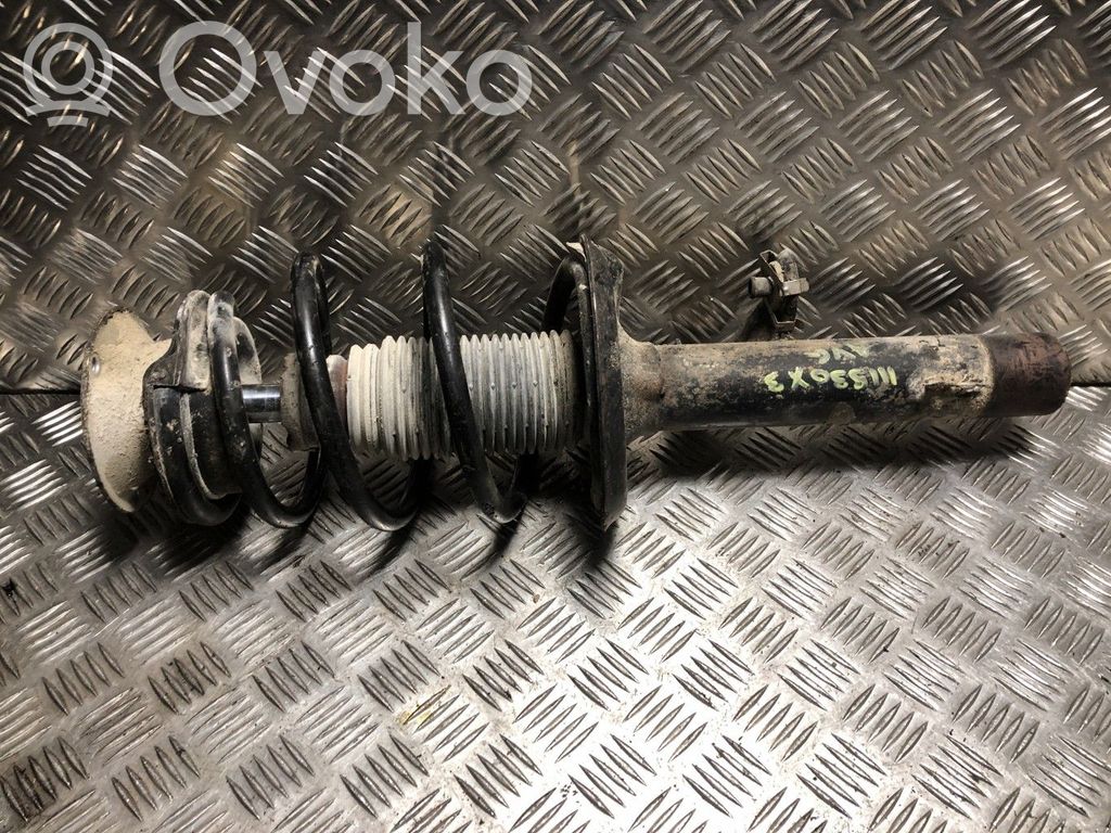 BMW X3 E83 Priekšpusē amortizators ar atsperi 