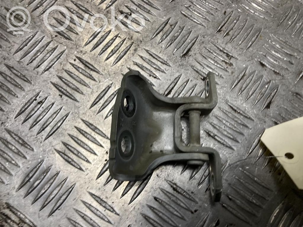 Nissan Qashqai Front door hinge set 