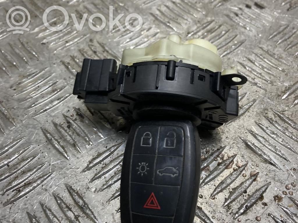 Volvo C30 Užvedimo spynelė 