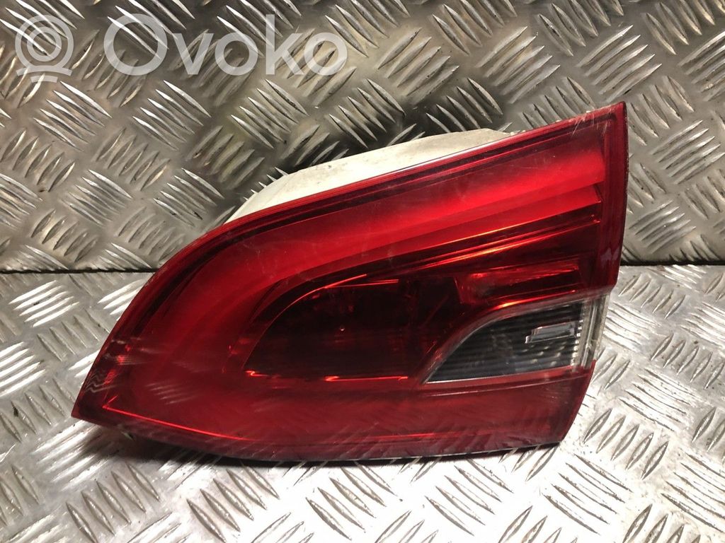 Peugeot 308 Lampă spate în caroserie 