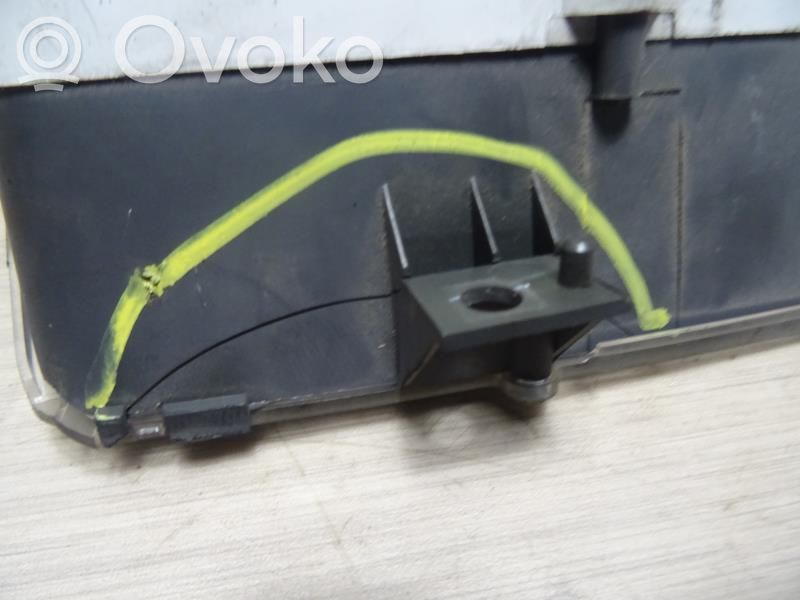 Speedometer (instrument cluster)