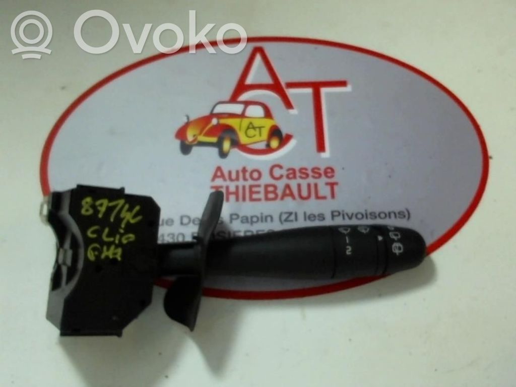 Renault Clio II Butoane/comutatoare pe volan 
