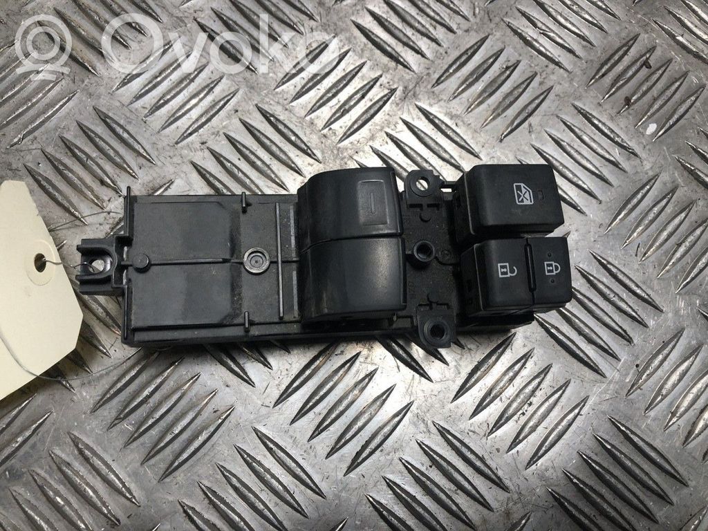 Comutator comandă geamuri electrice   84040K0030,84040K0030