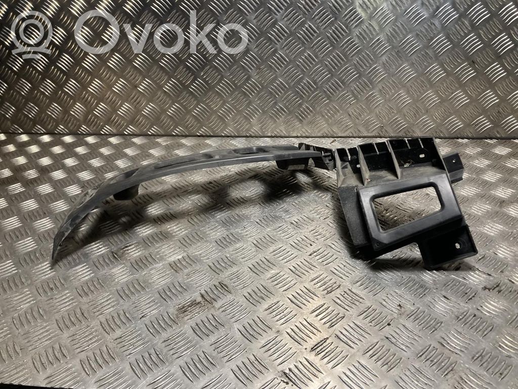 Citroen C4 I Picasso Staffa di rinforzo montaggio del paraurti posteriore 