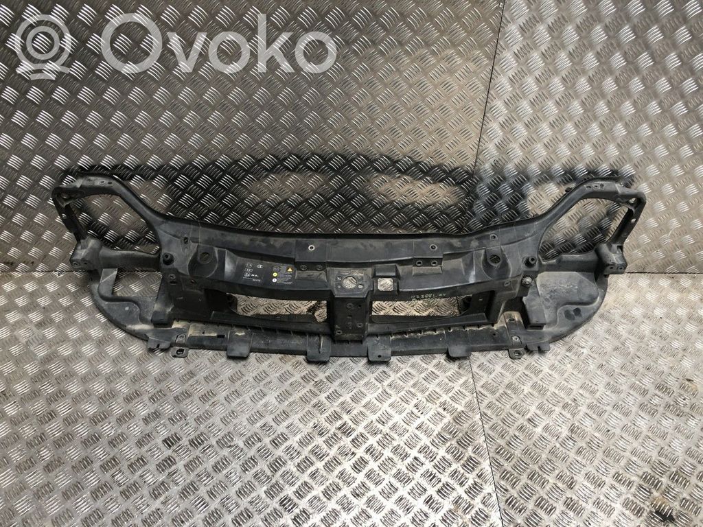 Nissan Primastar Panou suport radiator 