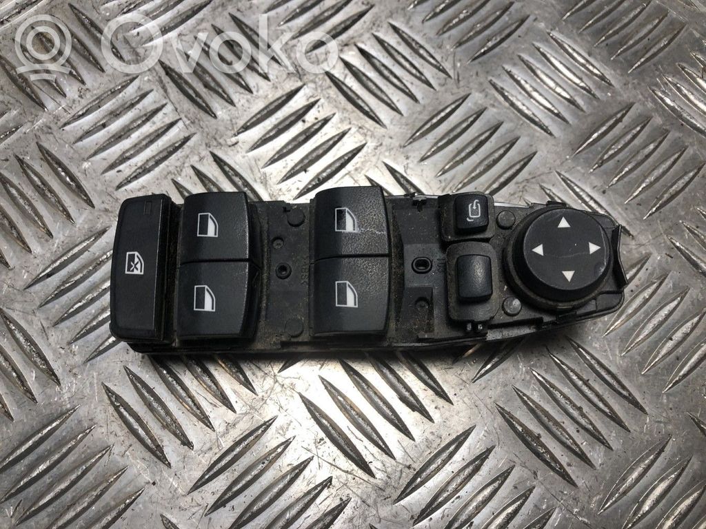 BMW 2 F45 Electric window control switch 