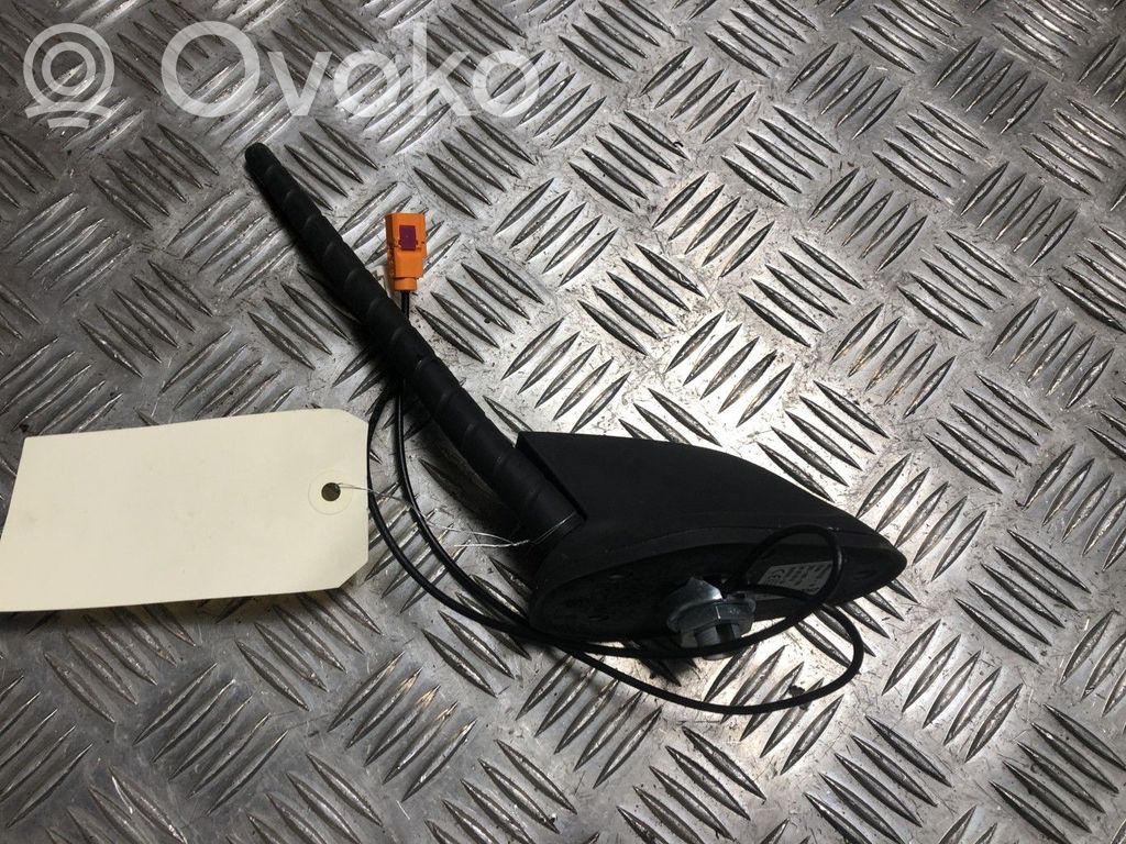 Peugeot 208 II Radio antena 