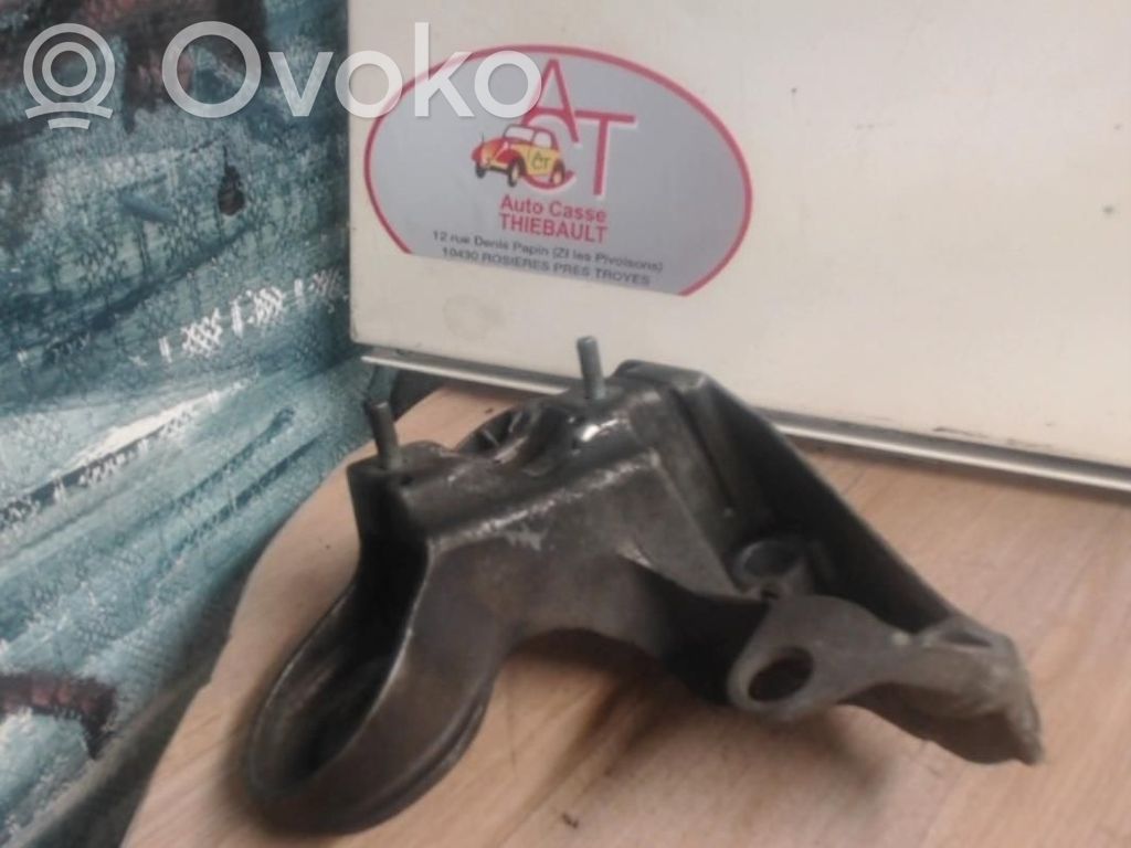 Support de moteur, coussinet   4B0199305C,4B0199305C
