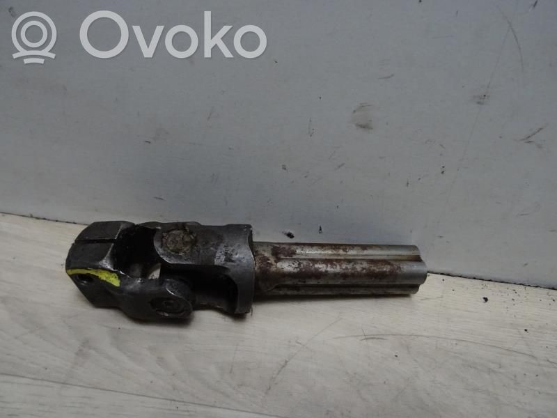 Ohjauspyörän akseli