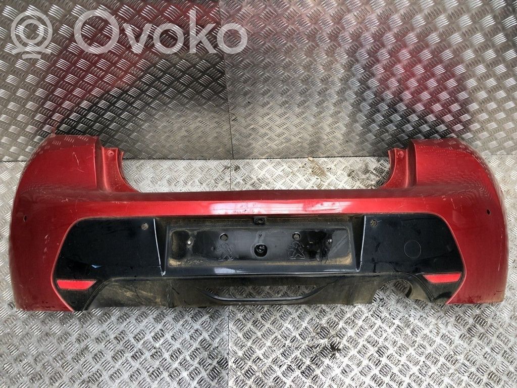 Peugeot 208 II Parachoques 
