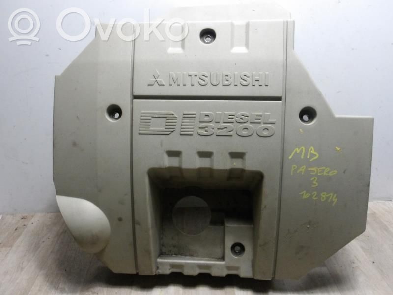 Couvercle cache moteur