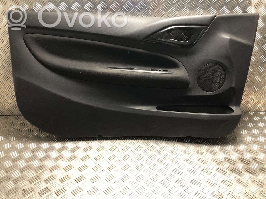Citroen DS3 Etuoven verhoilu 