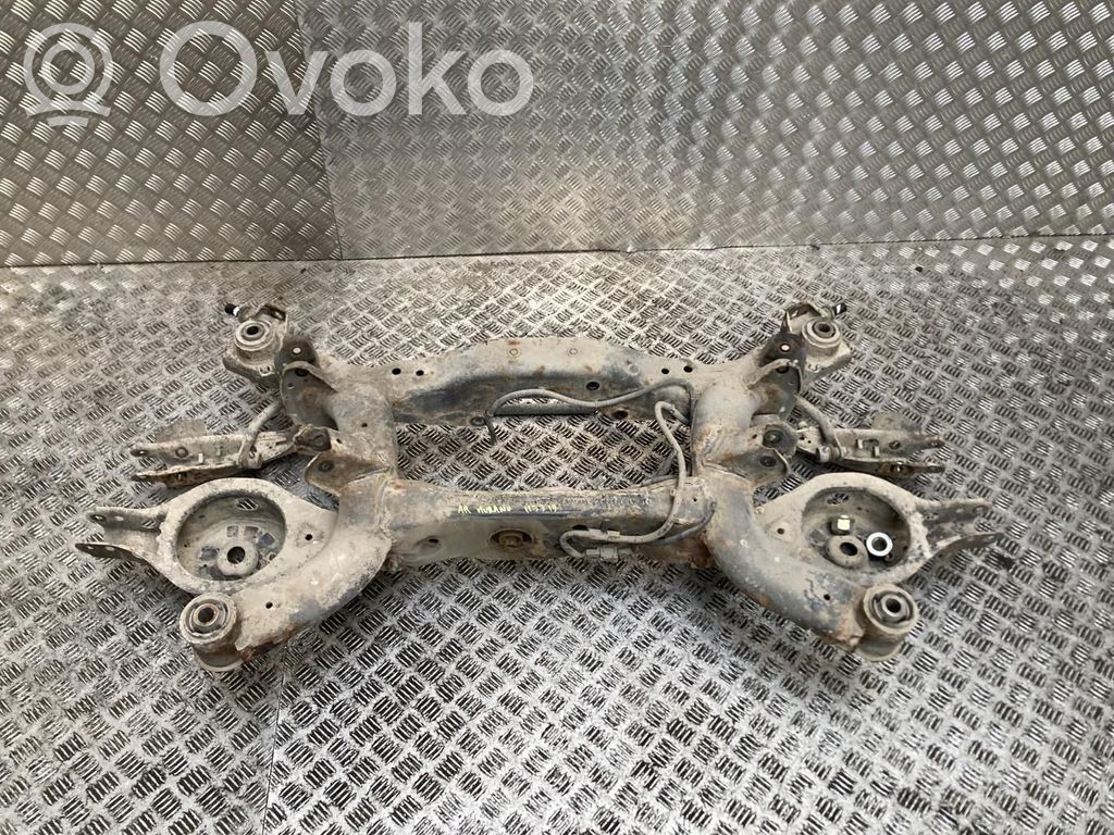 Belka osi tylnej   55400CC00A,55400CC00A