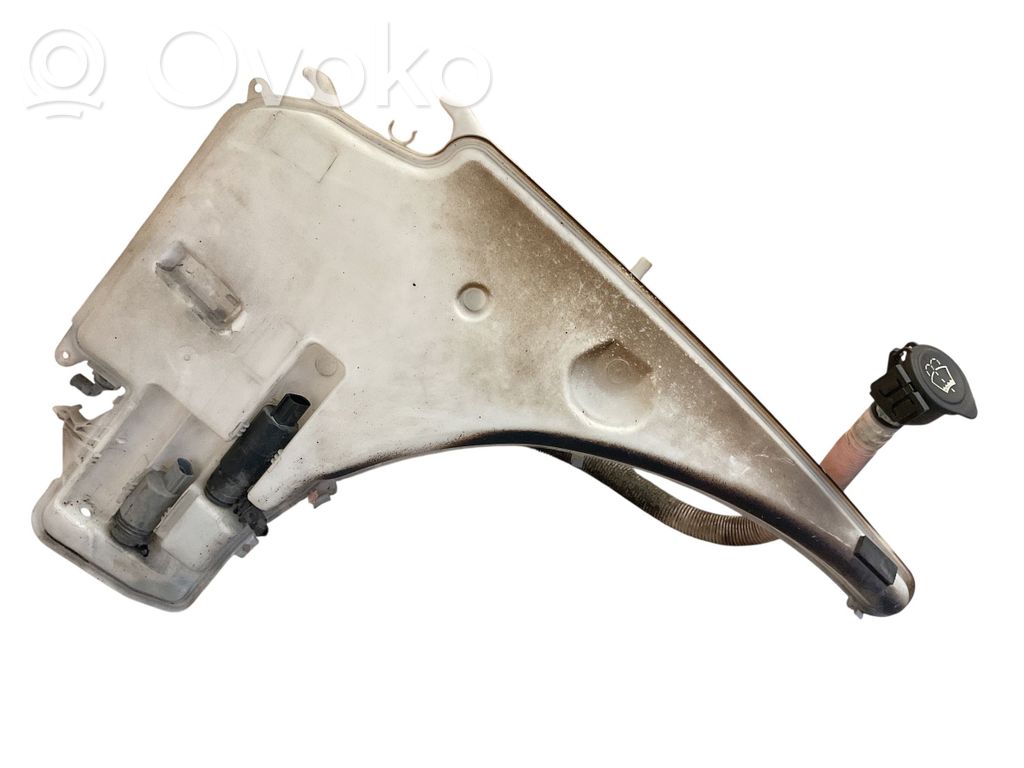 Windshield washer fluid reservoir/tank   7124231