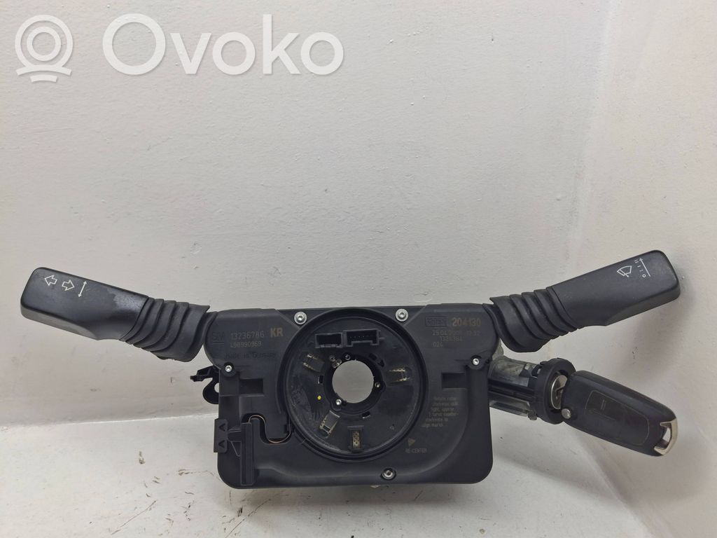 Opel Astra H Interruptor/palanca de limpiador de luz de giro 