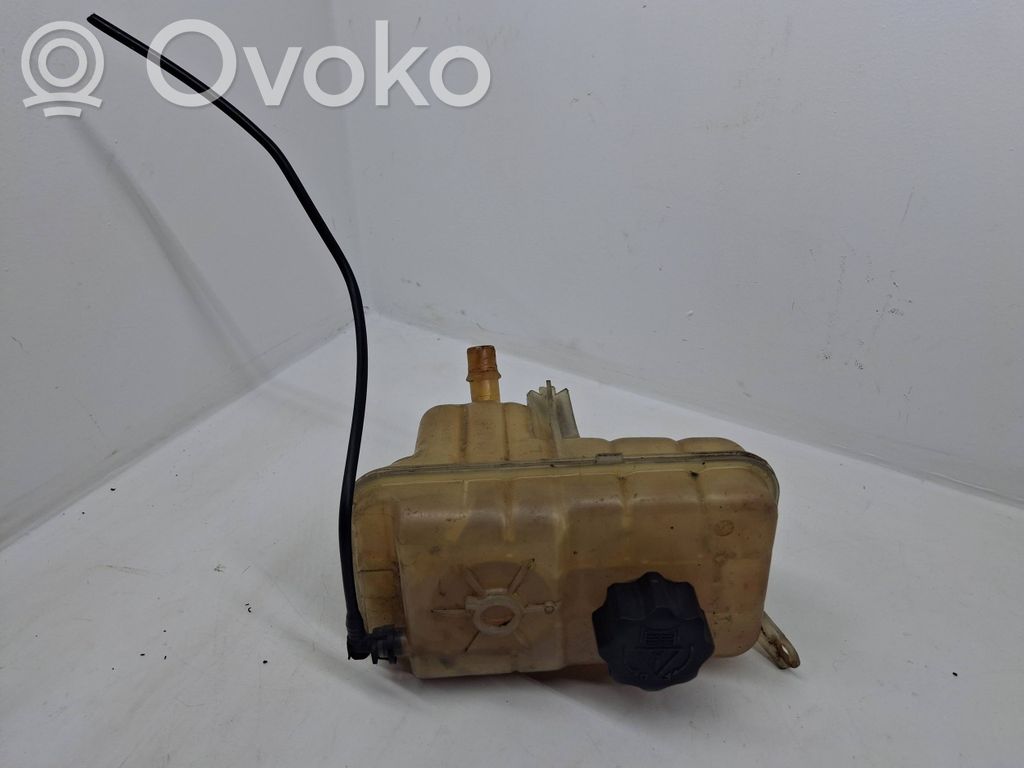Aušinimo skysčio išsiplėtimo bakelis