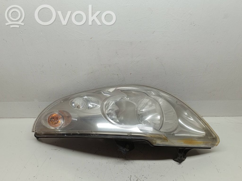 Renault Master III Priekšējais lukturis 