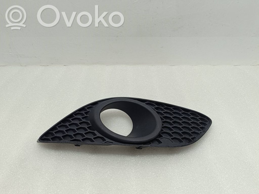 Opel Zafira B Grilă/ornament proiector ceață față 