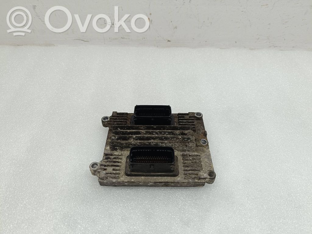 Engine control unit/module   12202143,09391273,G01003