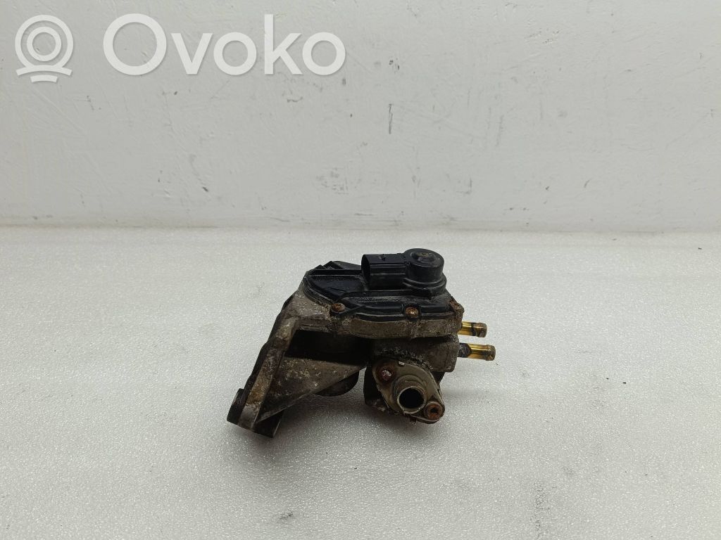 Volkswagen PASSAT B6 Zawór EGR 