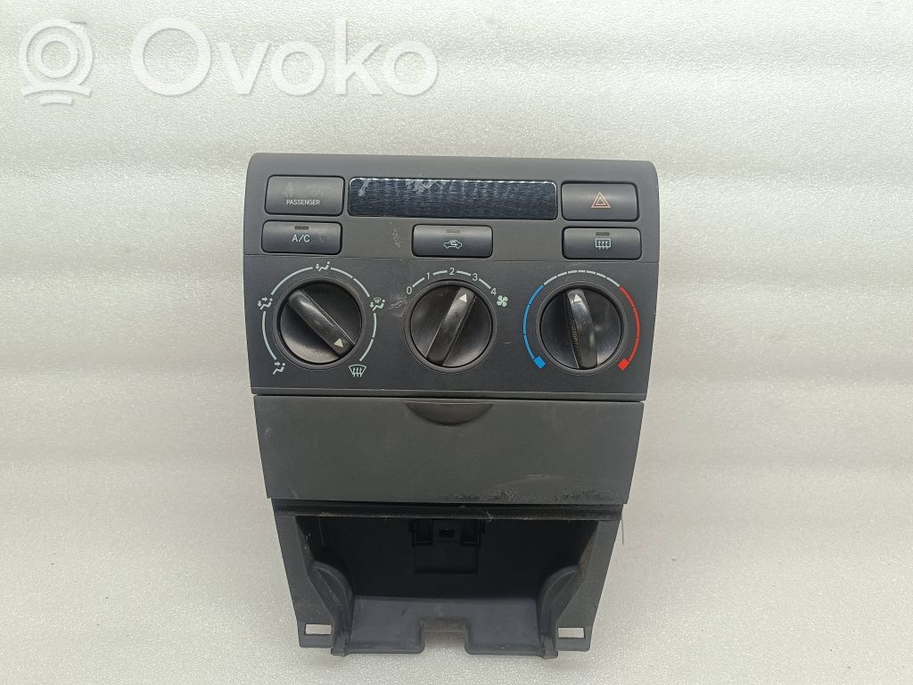 Toyota Corolla E120 E130 Climate control unit 