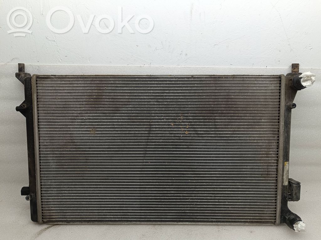 Volkswagen Golf VI Chłodnica 
