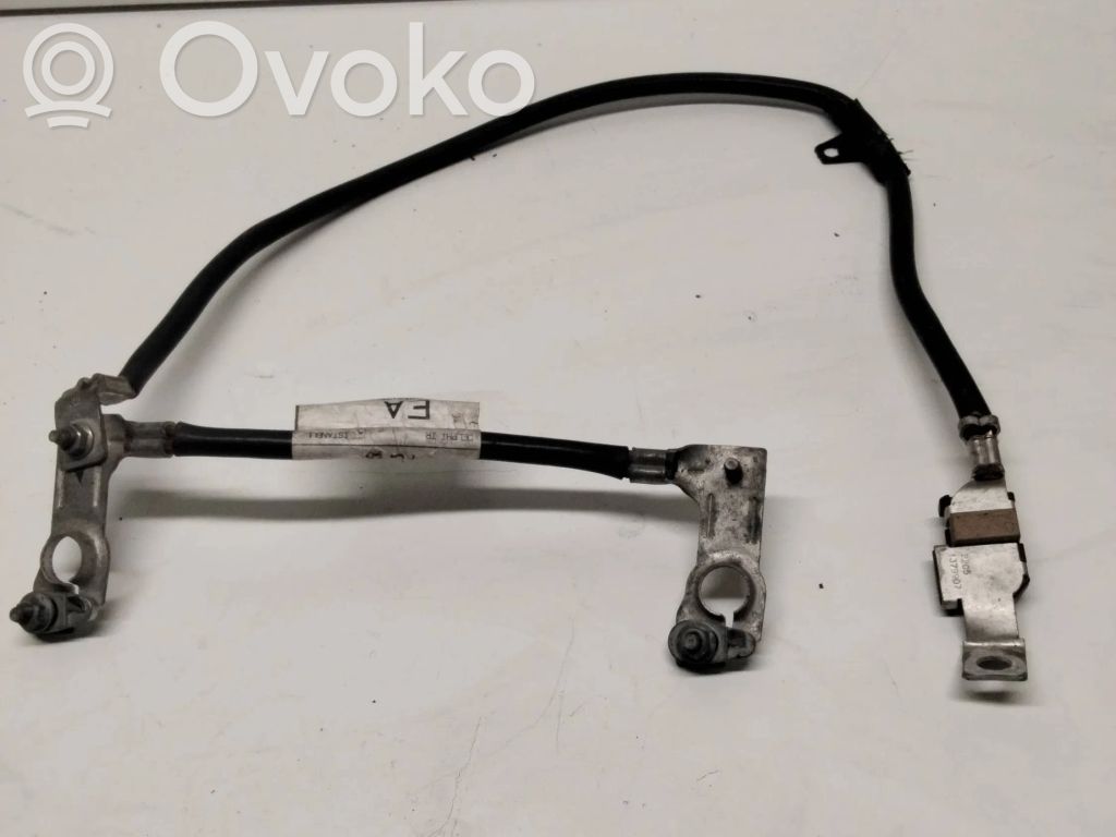Ford Transit Pluskaapeli (akku) 