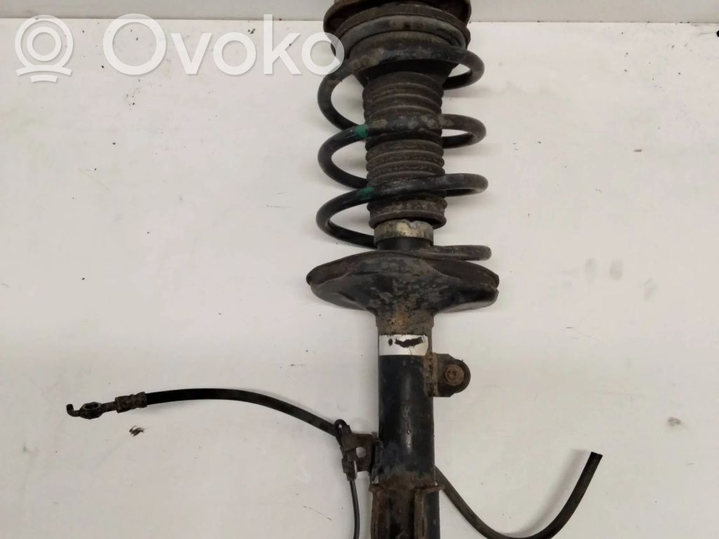 Toyota Corolla E120 E130 Aizmugurē amortizators 