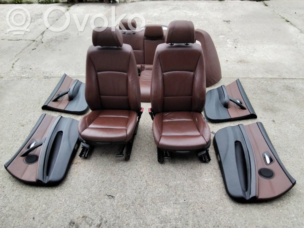 Interior set