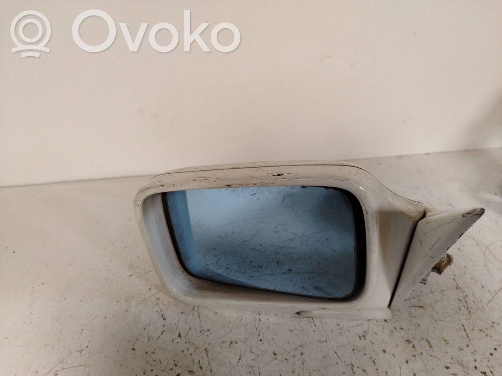 BMW 5 E34 Veidrodėlis (elektra valdomas) 
