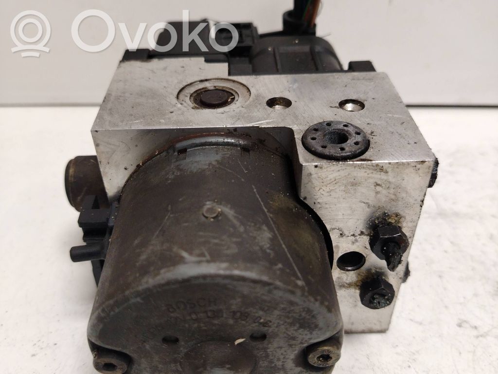 Audi A4 S4 B5 8D Pompa ABS 