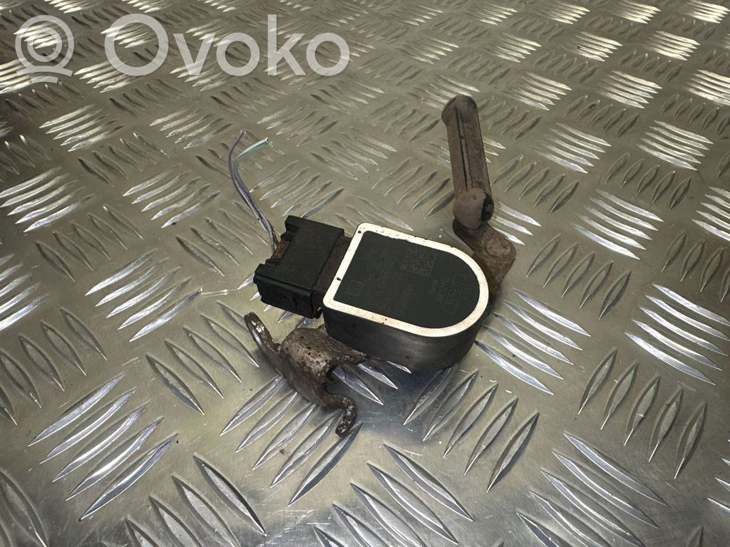BMW 5 F10 F11 Sensor de altura del nivel de la suspensión neumática trasera 