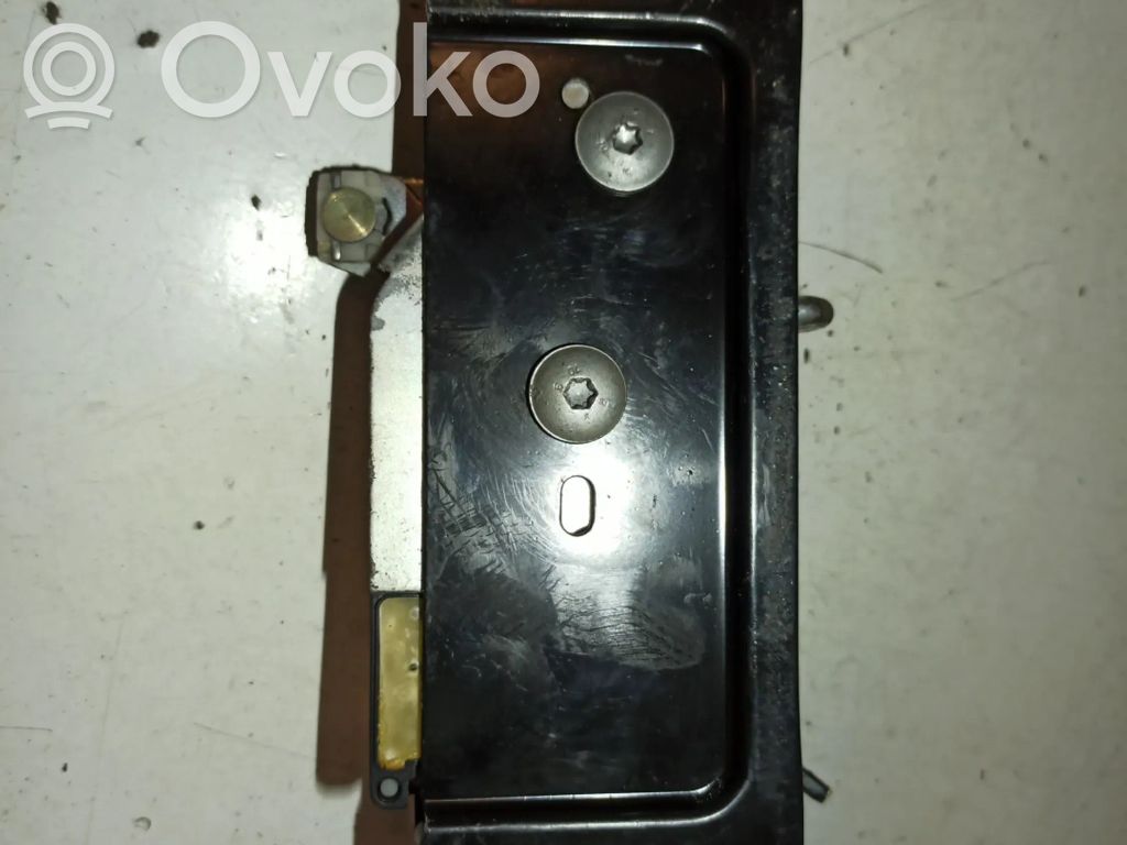 Tailgate exterior lock   9648316080