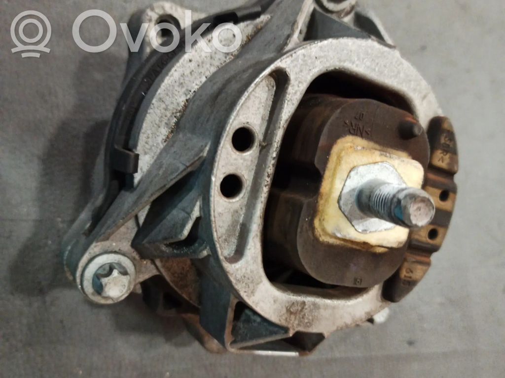 BMW 1 F20 F21 Moottorin kiinnikekorvake 