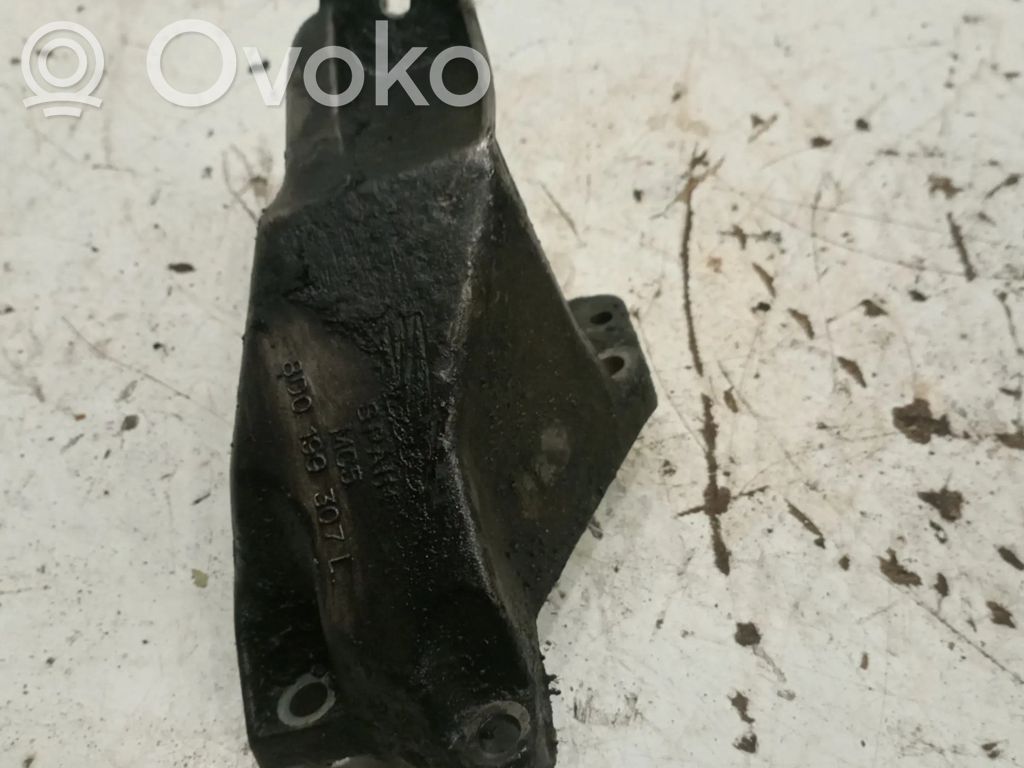 Dzinēja spilvens   8D0199307L