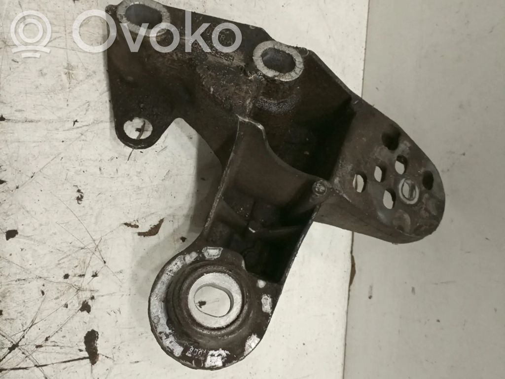 Variklio pagalvė   8D0199351H